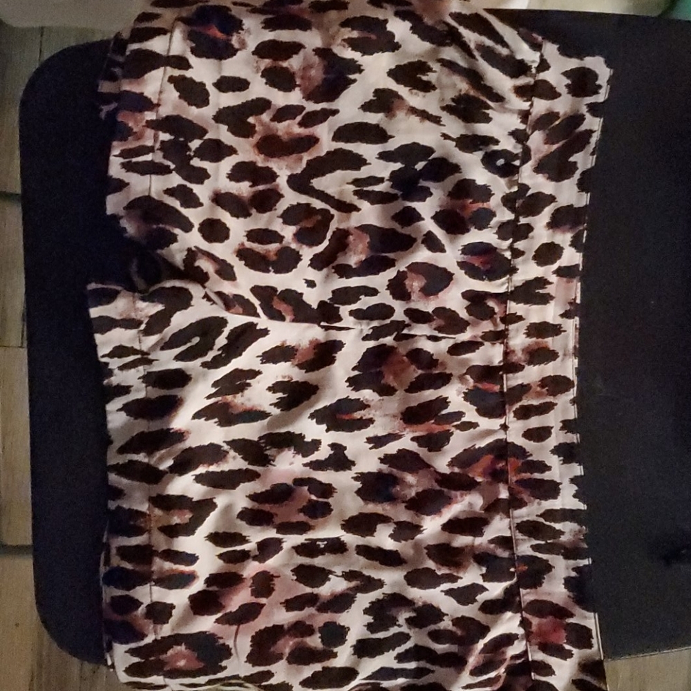 City streets stretch shorts (xl) leopard print